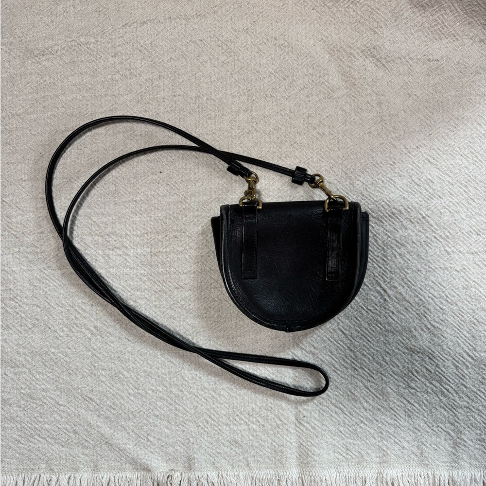 Vintage Coach Black Leather Crossbody mini Belt Bag - Picture 2 of 10